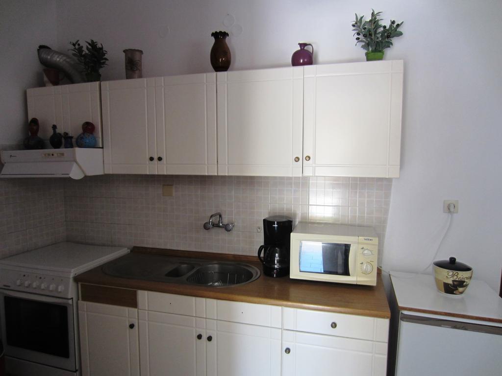 Katerina Apartments Triovasalos Экстерьер фото