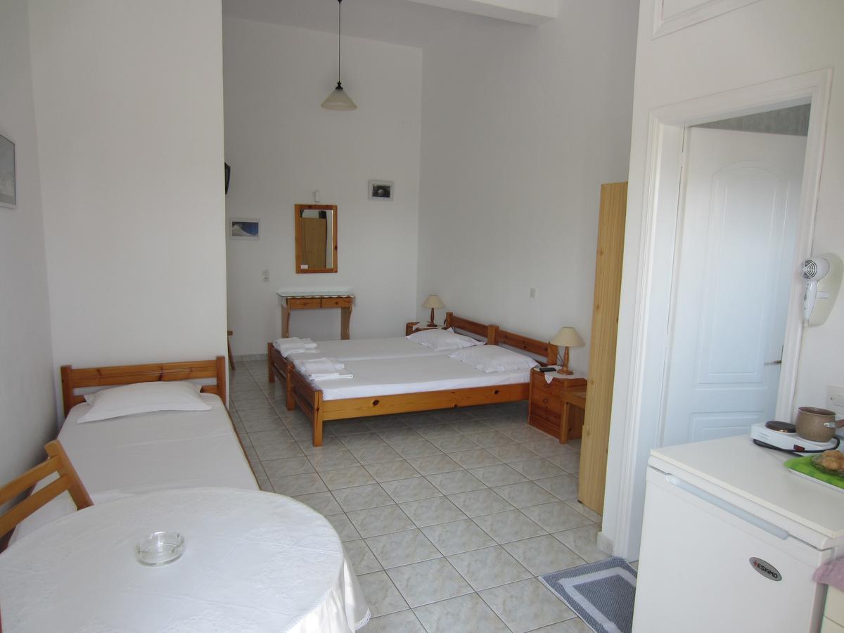 Katerina Apartments Triovasalos Экстерьер фото